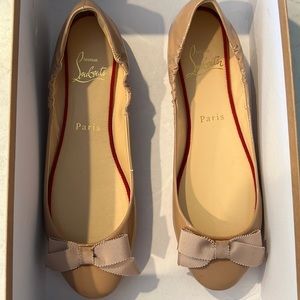Christian loubiton flats never worn size 34